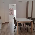 Uccio E Gina Guest house 3*