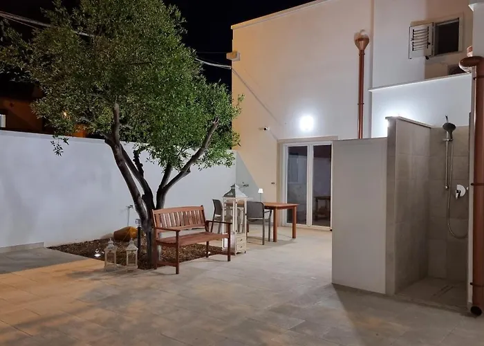 Uccio E Gina Guest house