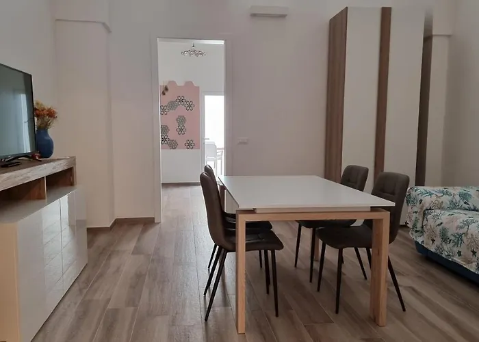 Uccio E Gina Guest house 3*